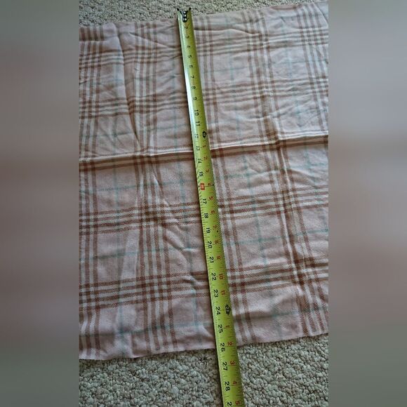 Plaid Pink Tan Fringe Scarf 100% Pashmina - Picture 5 of 11